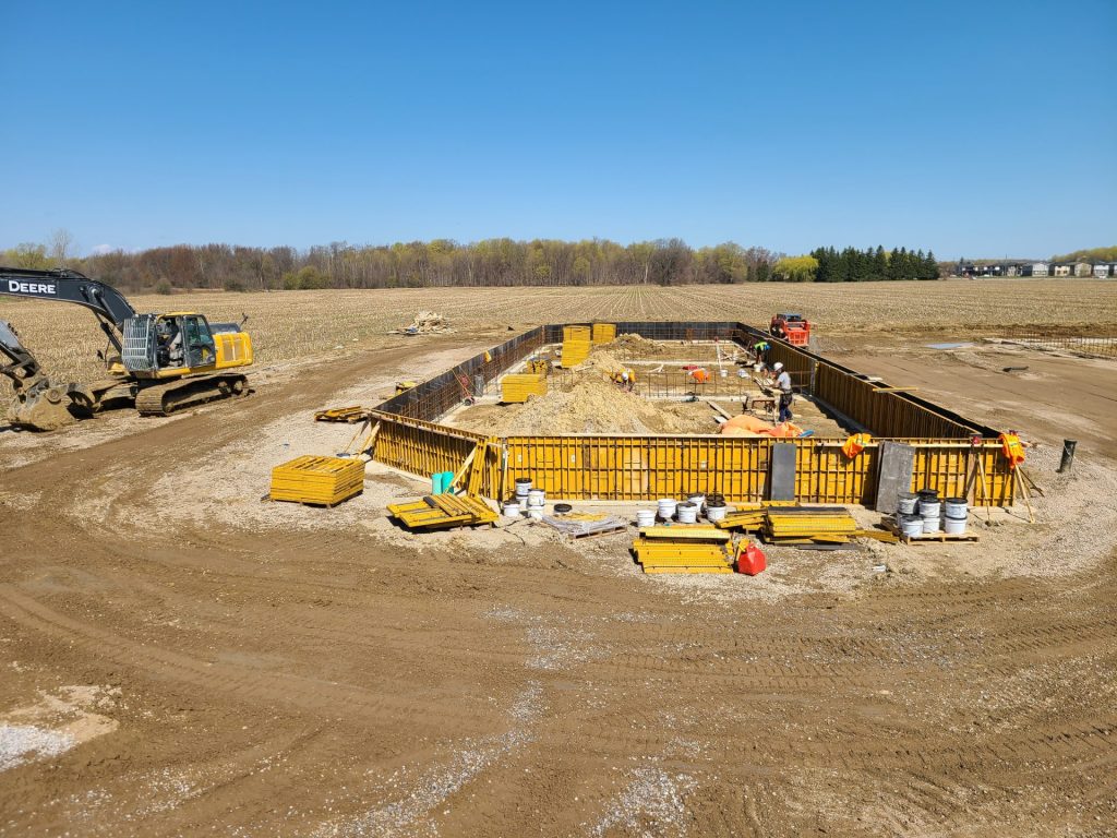 commercial wall forming for plaza