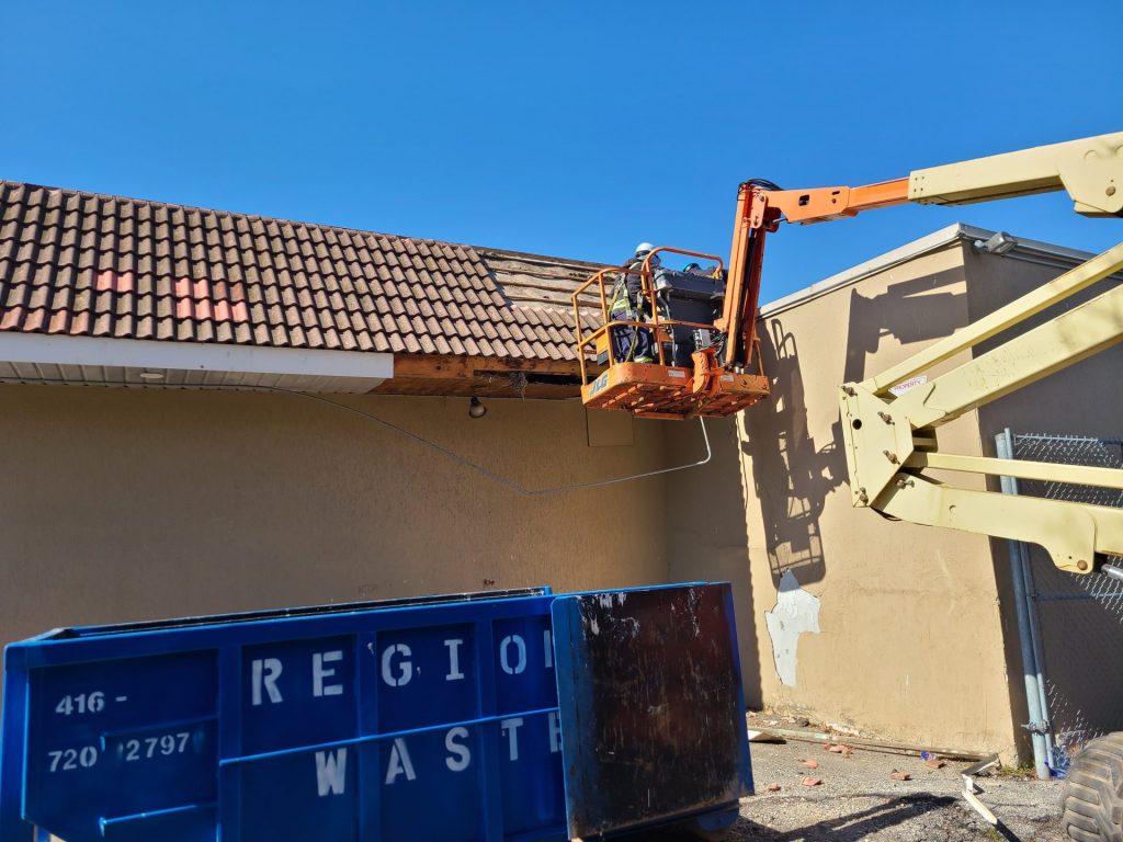selective commercial demolition at work torham